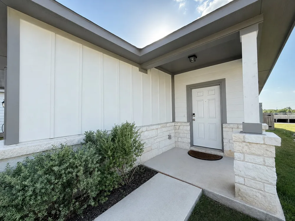 12006 Curlin Cove Buda, TX 78610