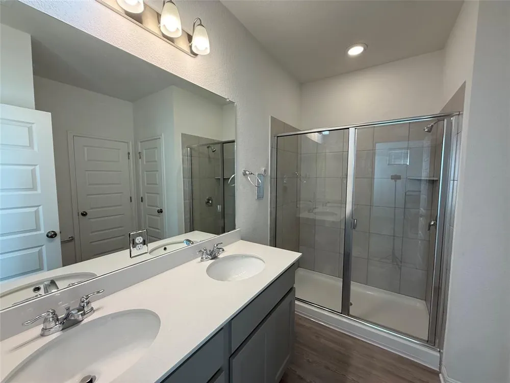 12006 Curlin Cove Buda, TX 78610