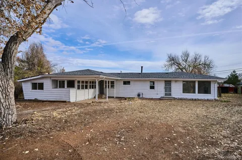 2110 Eagle Circle