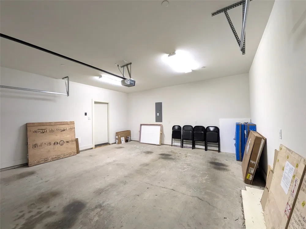 2723 Kimsey Drive #104 Dallas, TX 75235
