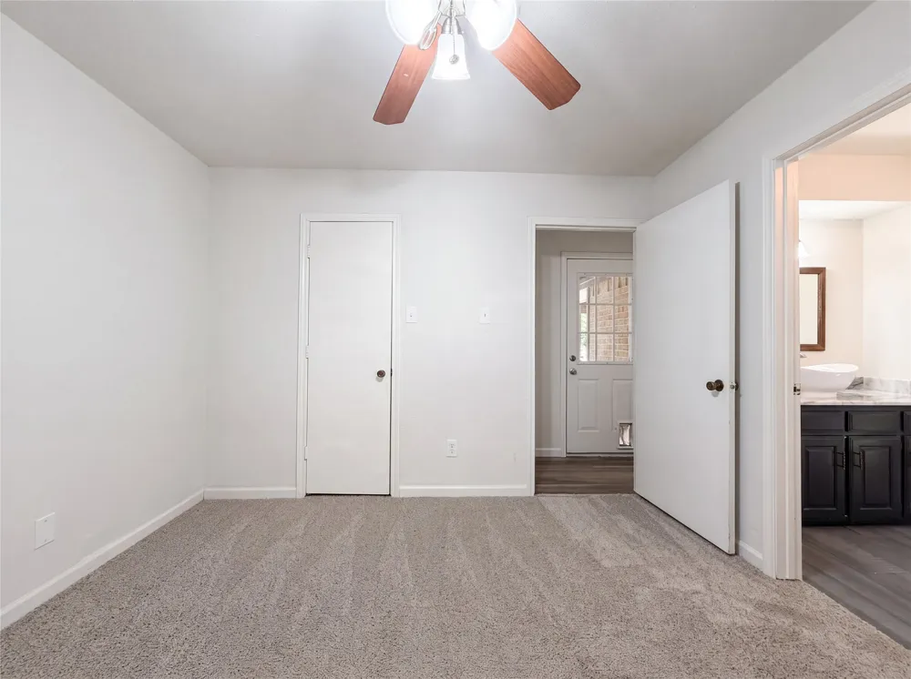 5804 Ridge Drive Arlington, TX 76016