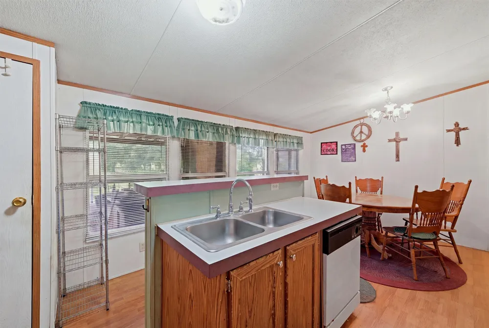 2449 County Road 1215 Savoy, TX 75479