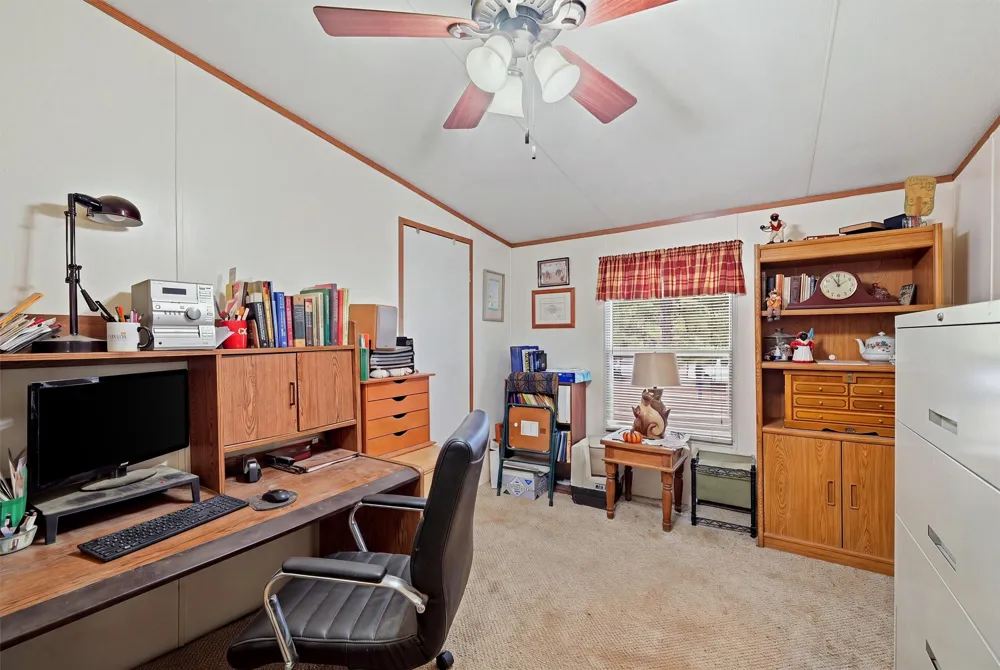 2449 County Road 1215 Savoy, TX 75479