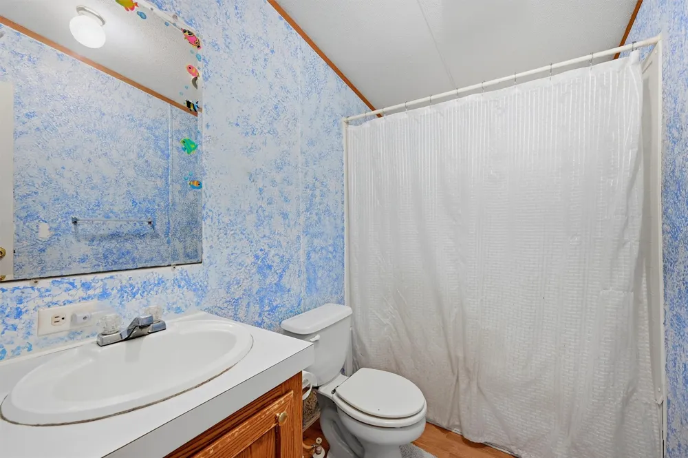 2449 County Road 1215 Savoy, TX 75479