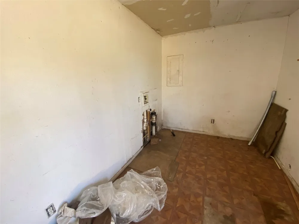 1415 Mountain Street Coleman, TX 76834