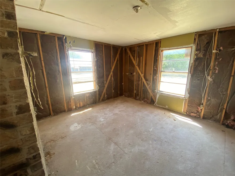 1415 Mountain Street Coleman, TX 76834