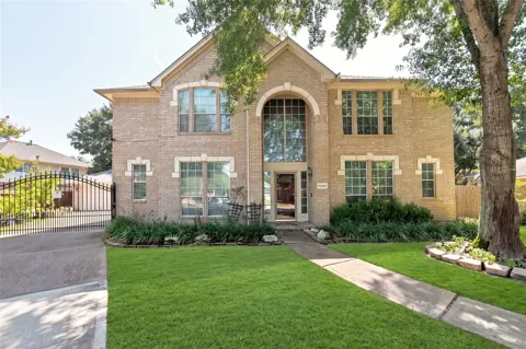 13002 Brayton Court