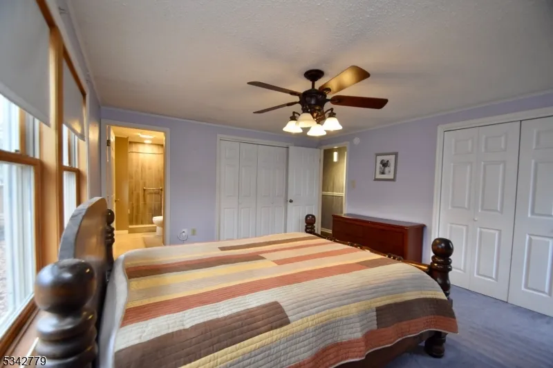 38 Notch Rd Jefferson, NJ 07438