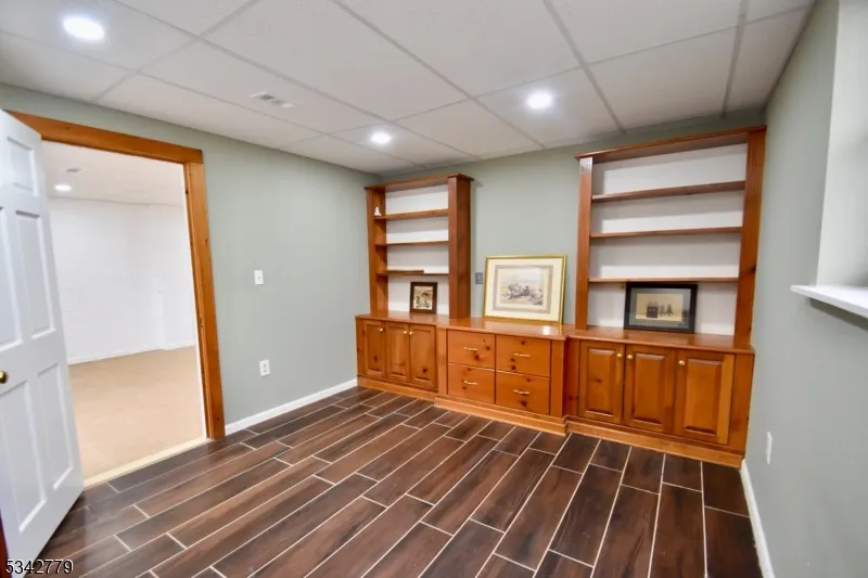 38 Notch Rd Jefferson, NJ 07438