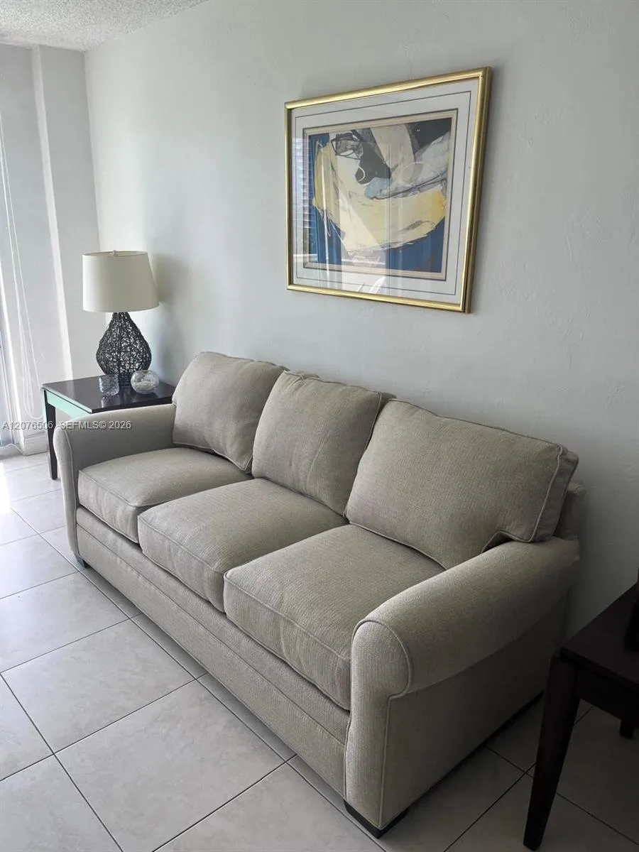 19370 Collins Ave #805 Sunny Isles Beach, FL 33160