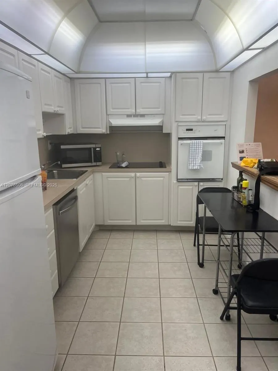 19370 Collins Ave #805 Sunny Isles Beach, FL 33160