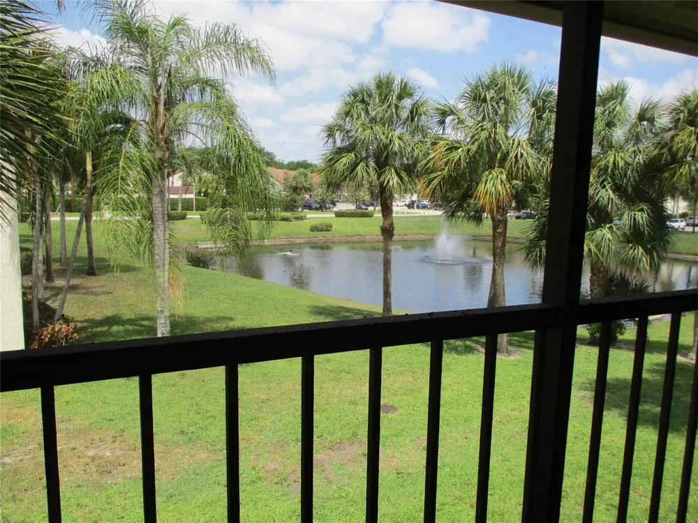 22053 PALMS WAY #203 Boca Raton, FL 33433