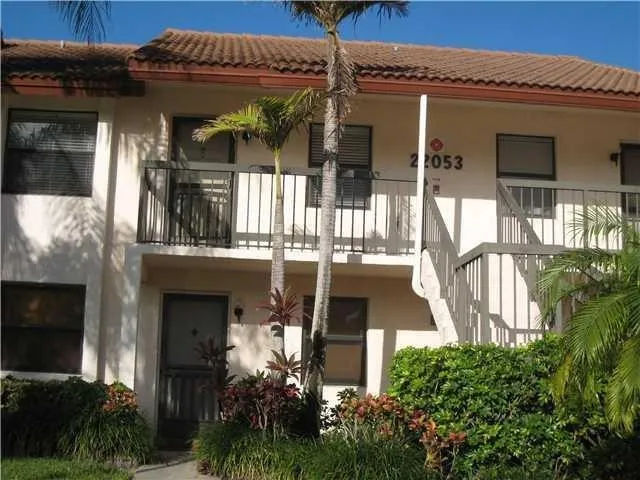 22053 PALMS WAY #203 Boca Raton, FL 33433