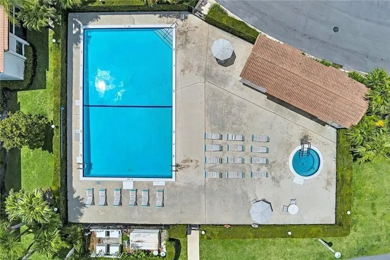 22053 PALMS WAY #203 Boca Raton, FL 33433