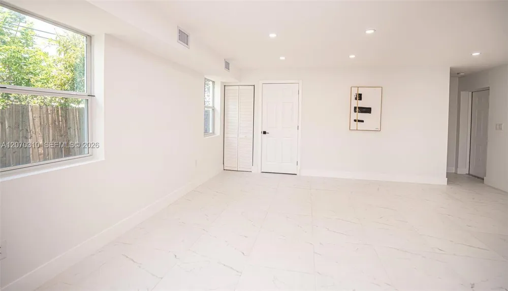 20720 NW 34 Avenue #2 Miami Gardens, FL 33056
