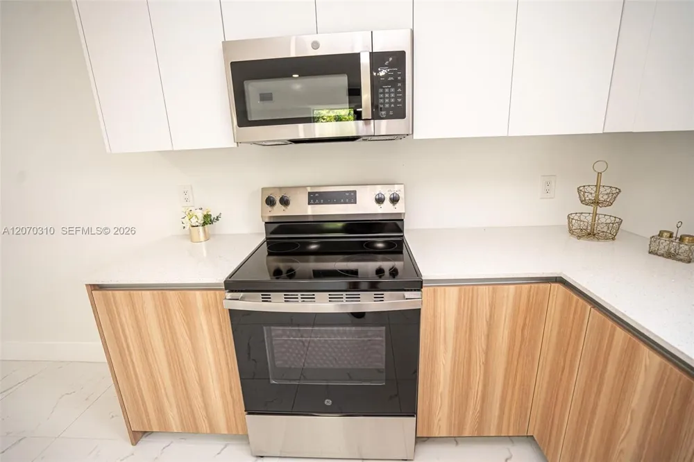 20720 NW 34 Avenue #2 Miami Gardens, FL 33056