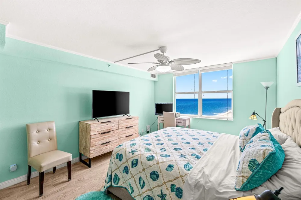 4511 S Ocean Boulevard #607 Highland Beach, FL 33487