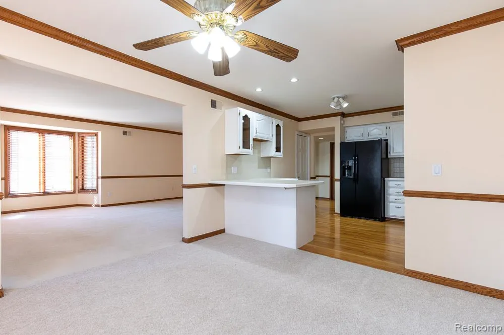 789 Deer Court Plymouth City, MI 48170