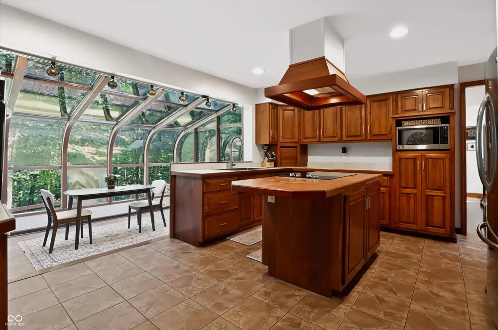 12399 Cedarwood Drive Mooresville, IN 46158