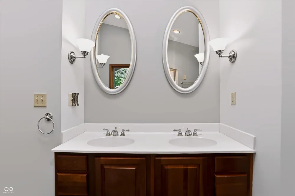 12399 Cedarwood Drive Mooresville, IN 46158