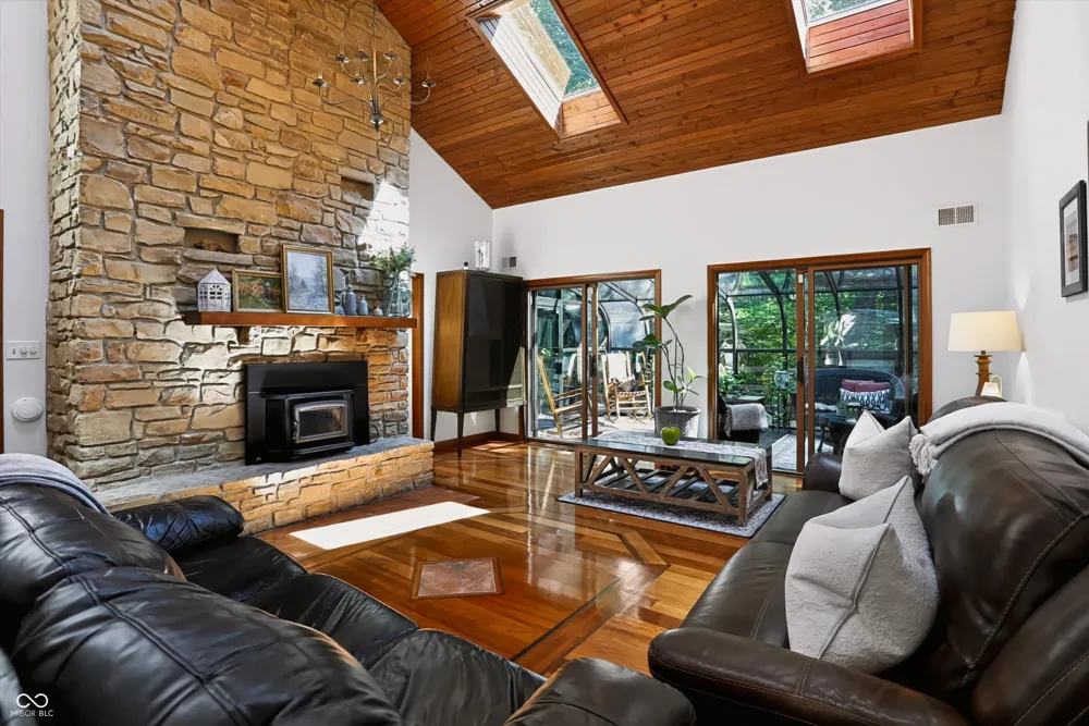 12399 Cedarwood Drive Mooresville, IN 46158