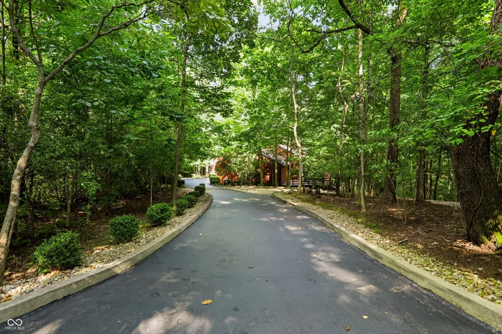 12399 Cedarwood Drive Mooresville, IN 46158