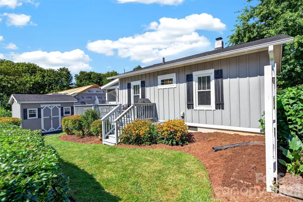 206 Kerlee Heights Road Black Mountain, NC 28711