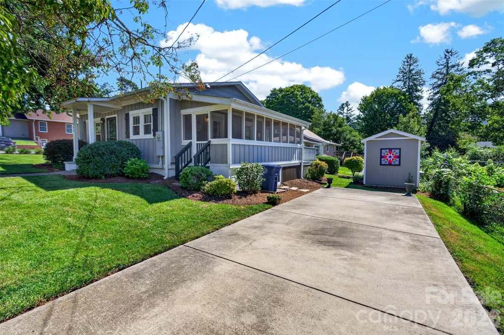 206 Kerlee Heights Road Black Mountain, NC 28711
