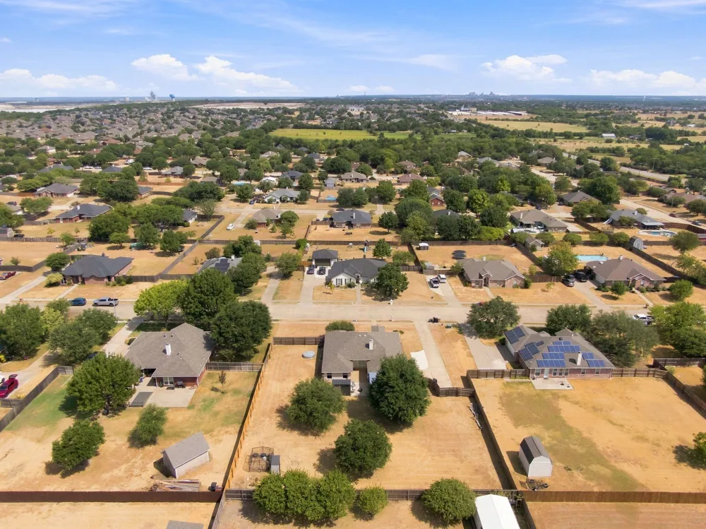 760 S Ridge Drive Midlothian, TX 76065
