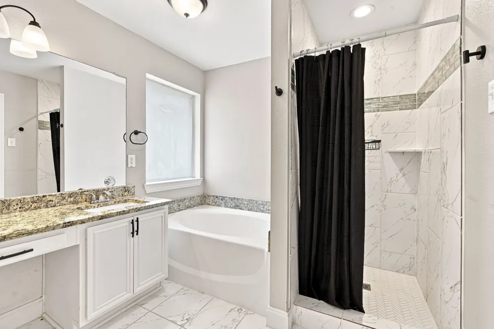 760 S Ridge Drive Midlothian, TX 76065