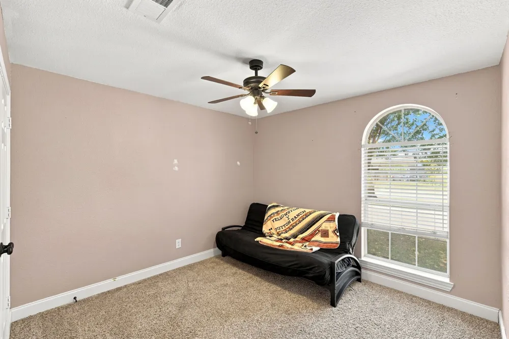 760 S Ridge Drive Midlothian, TX 76065