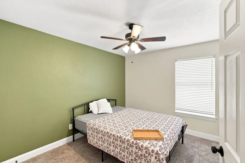760 S Ridge Drive Midlothian, TX 76065
