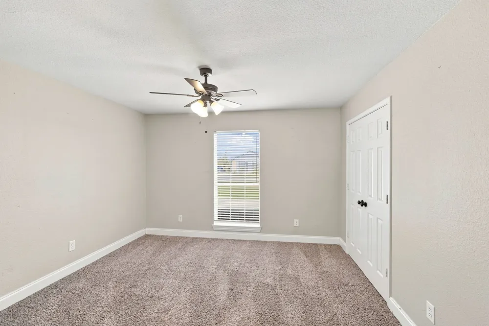 760 S Ridge Drive Midlothian, TX 76065