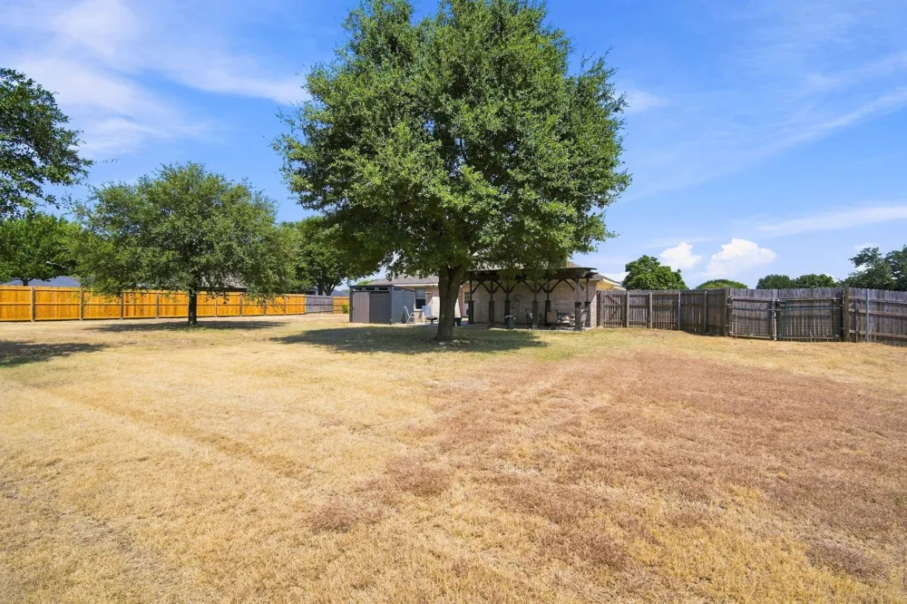 760 S Ridge Drive Midlothian, TX 76065