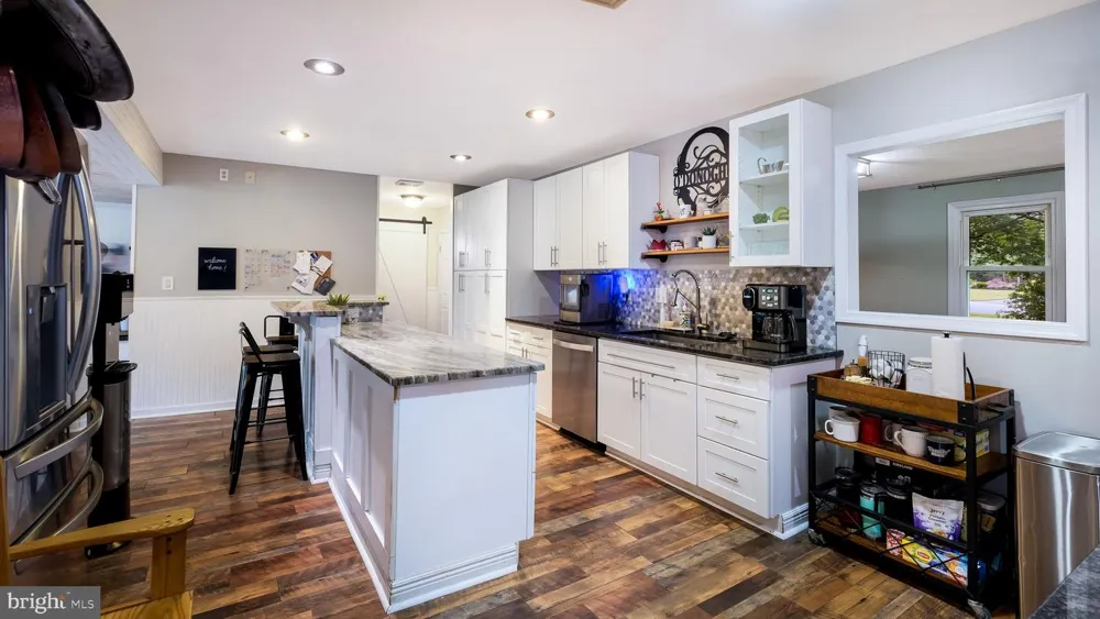 4 MENDENHALL DRIVE Glen Mills, PA 19342