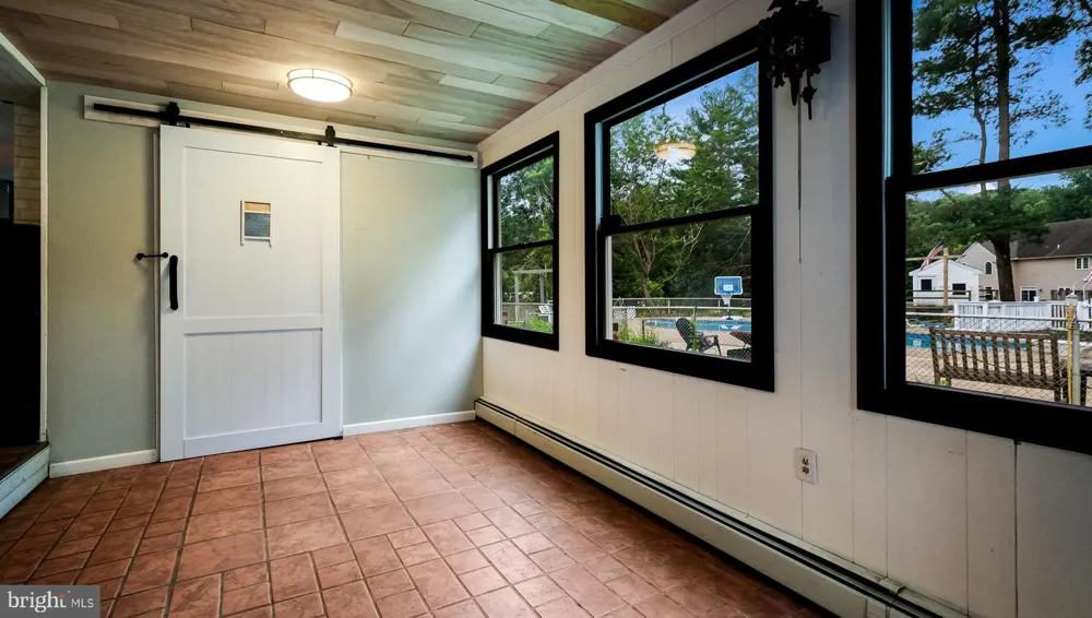 4 MENDENHALL DRIVE Glen Mills, PA 19342