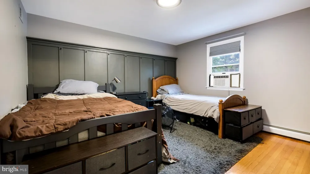 4 MENDENHALL DRIVE Glen Mills, PA 19342