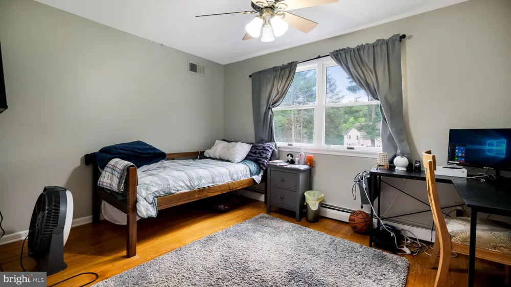 4 MENDENHALL DRIVE Glen Mills, PA 19342