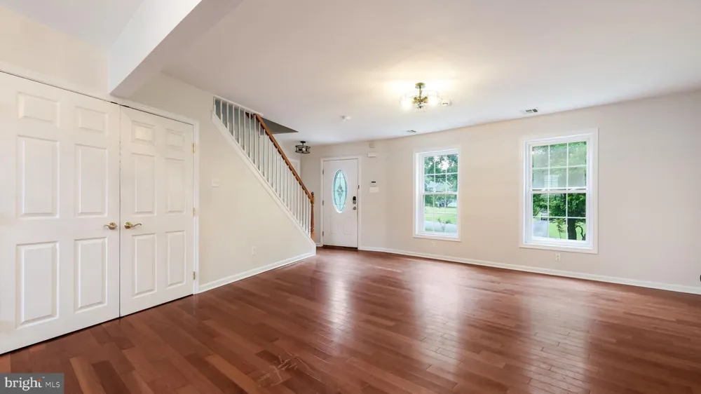 4 MENDENHALL DRIVE Glen Mills, PA 19342