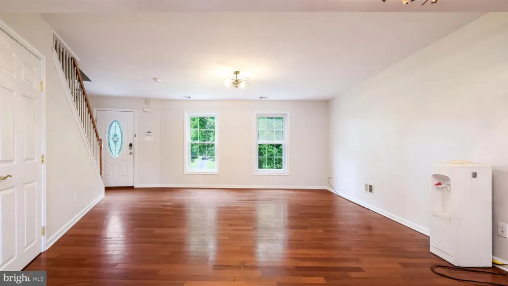 4 MENDENHALL DRIVE Glen Mills, PA 19342