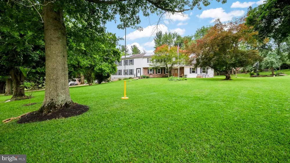 4 MENDENHALL DRIVE Glen Mills, PA 19342