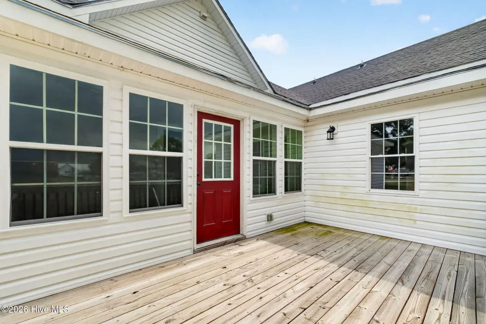 305 E Harnett Street Benson, NC 27504
