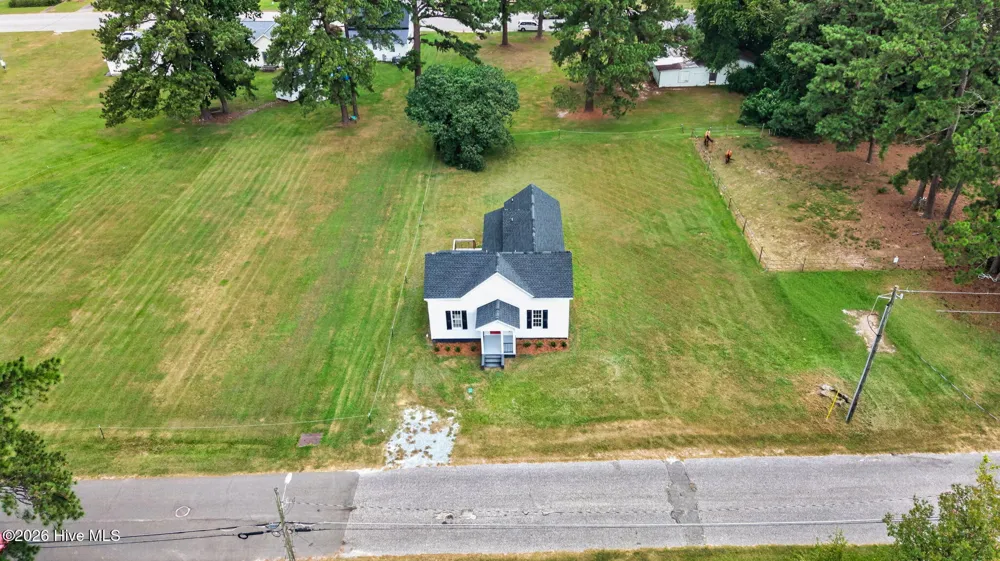 305 E Harnett Street Benson, NC 27504