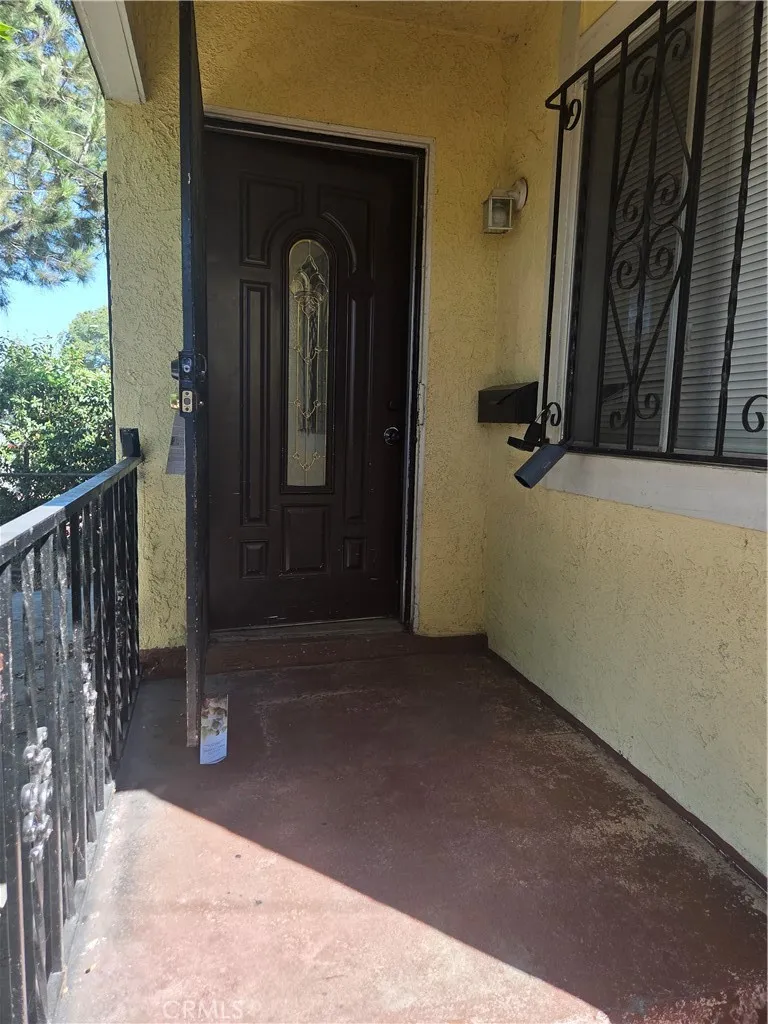 4910 NOBEL STREET Commerce, CA 90040