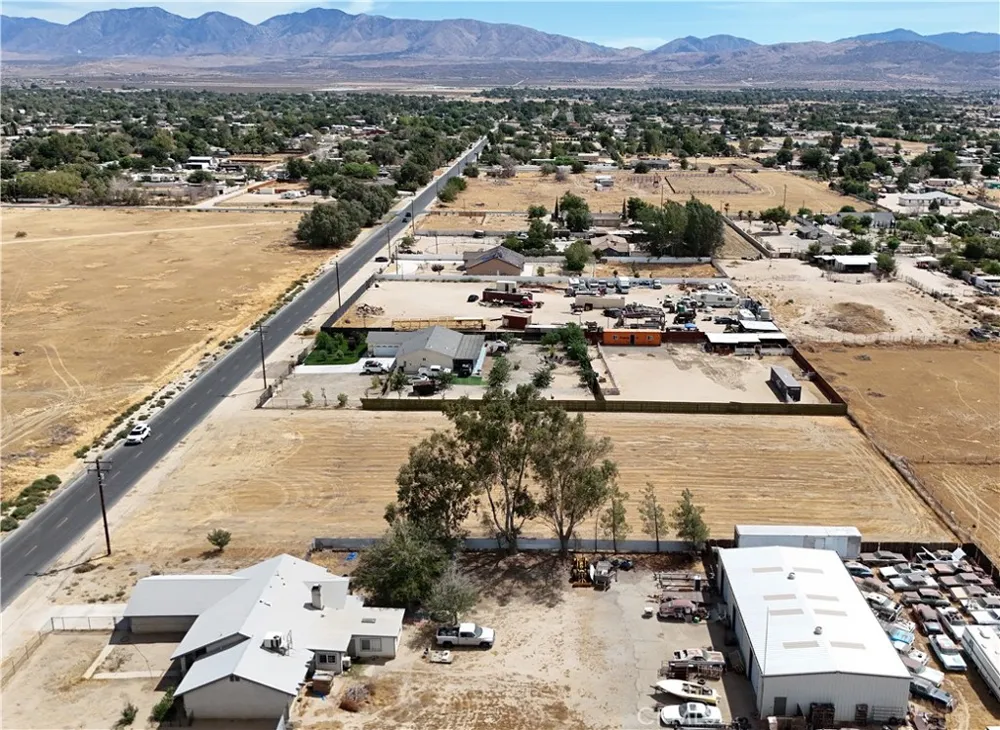 E 95th ST E Littlerock, CA 93543