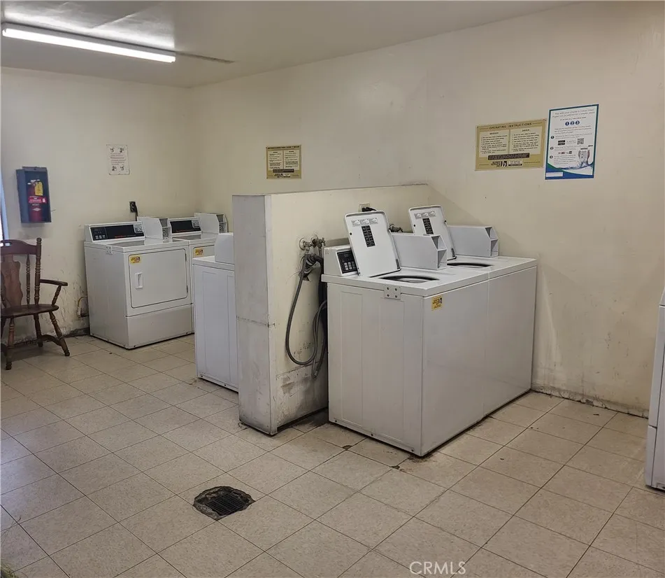 8847 Willis Avenue #D01 Panorama City, CA 91402