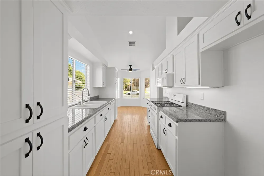 10601 Bel Air Drive Cherry Valley, CA 92223