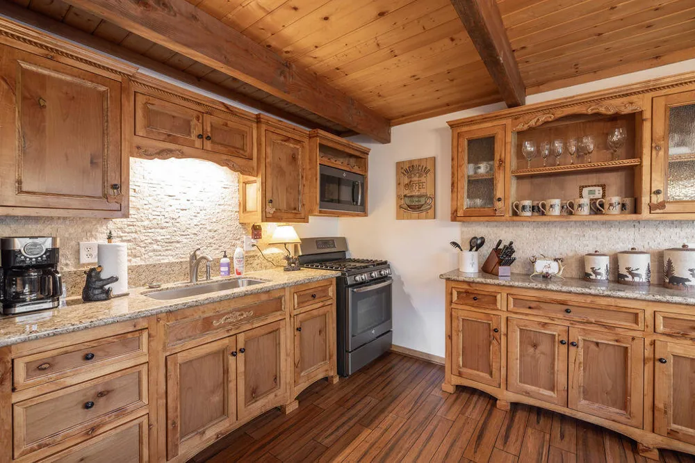 668 Butte Avenue Big Bear, CA 92314