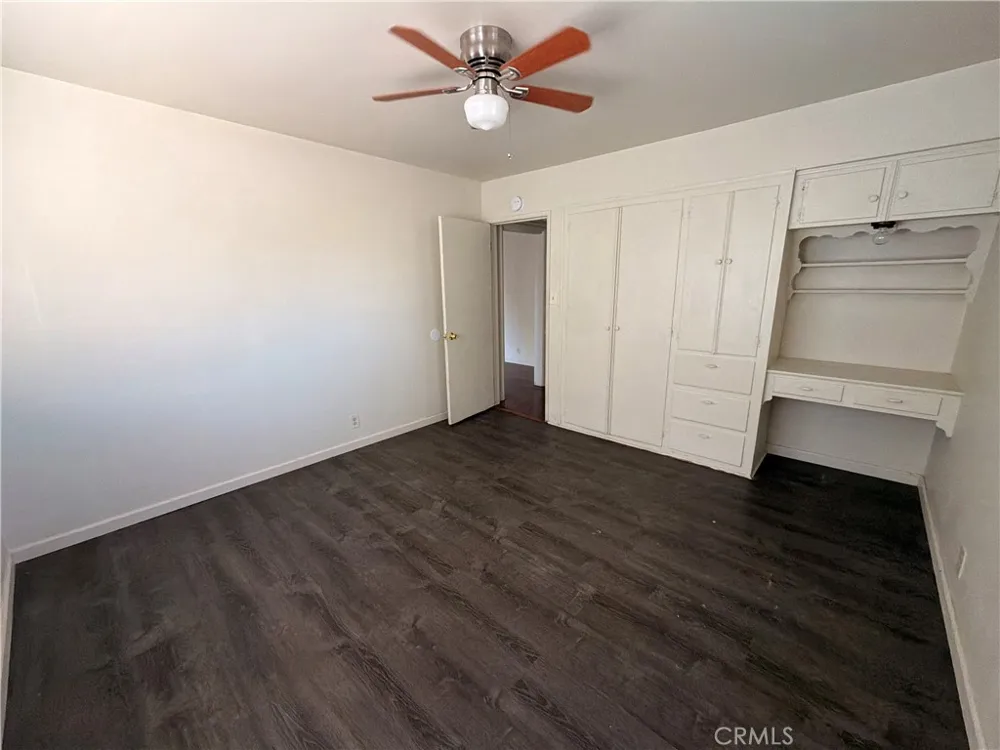 114 Lewis Lake Elsinore, CA 92530