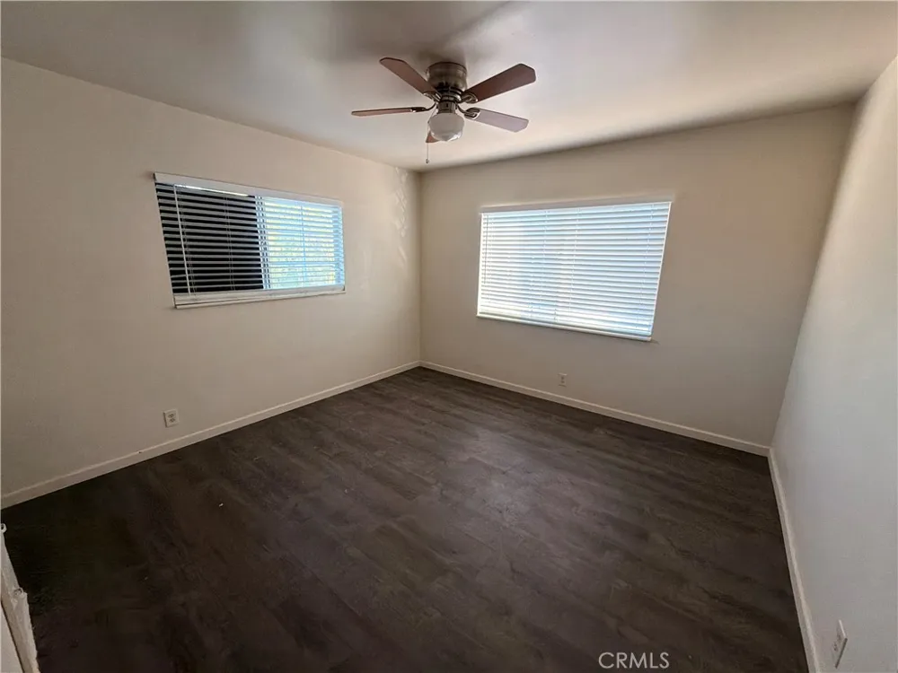 114 Lewis Lake Elsinore, CA 92530